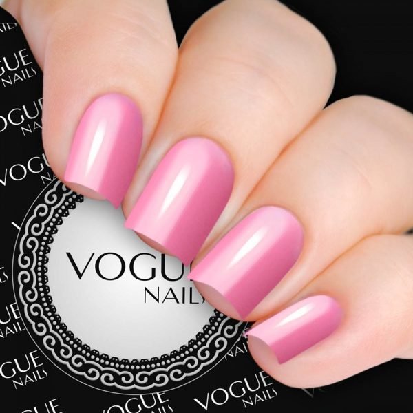 Vogue Nails 145, Утонченная модель